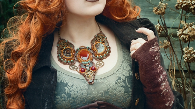 Cogs, Gears, and Fabrics: Unveiling the Enchanting World of Steampunk Fashion