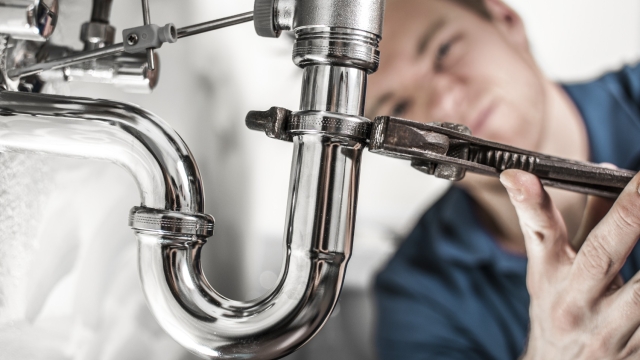 Plumbing Pro Tips: Solving Common Household Water Woes!